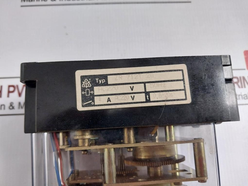 E. Dold & Sohne Zr 712T 2U Time Delay Relay 4A Ac220V 50Hz