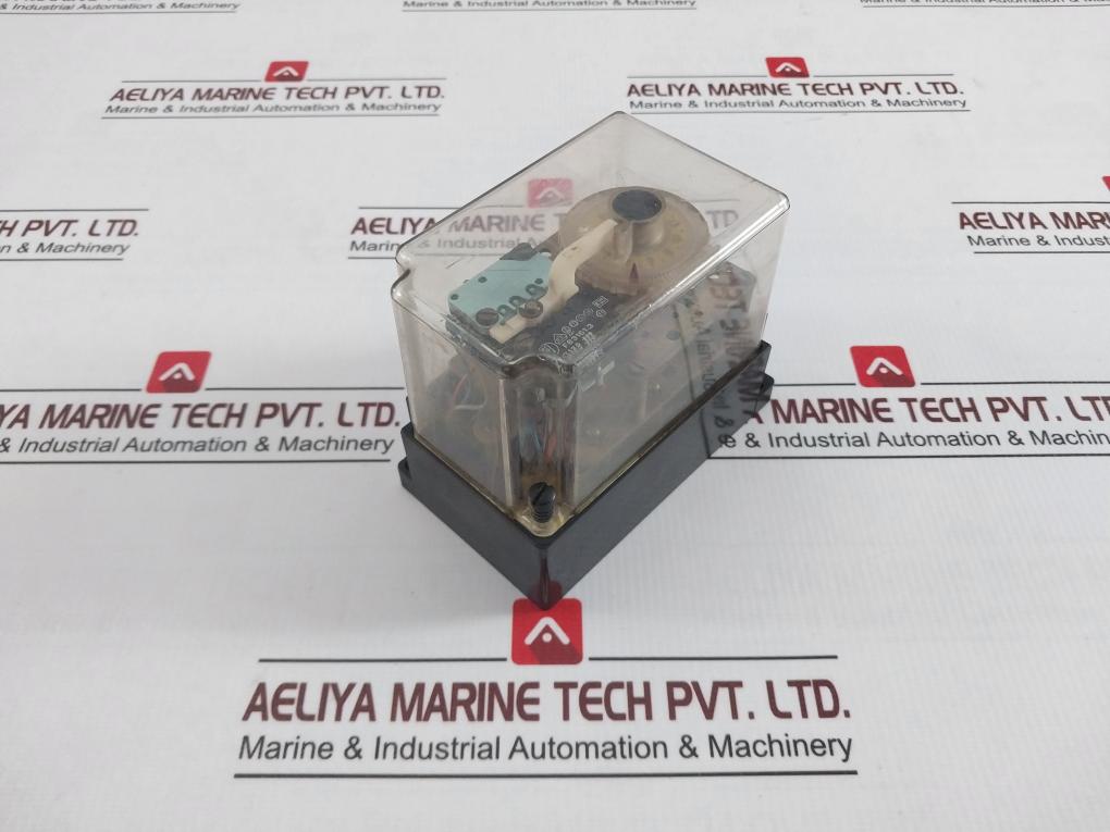 E. Dold & Sohne Zr 712T 2U Time Delay Relay 4A Ac220V 50Hz 0-20 Sec