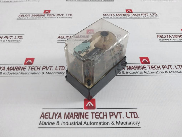 E. Dold & Sohne Zr 712T 2U Time Delay Relay 4A Ac220V 50Hz 0-20 Sec