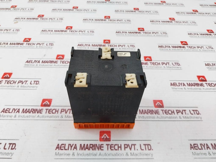 E. Dold & Sohne Safemaster Bn5930.48/204 Safety Relay 230V Ac 50/60Hz