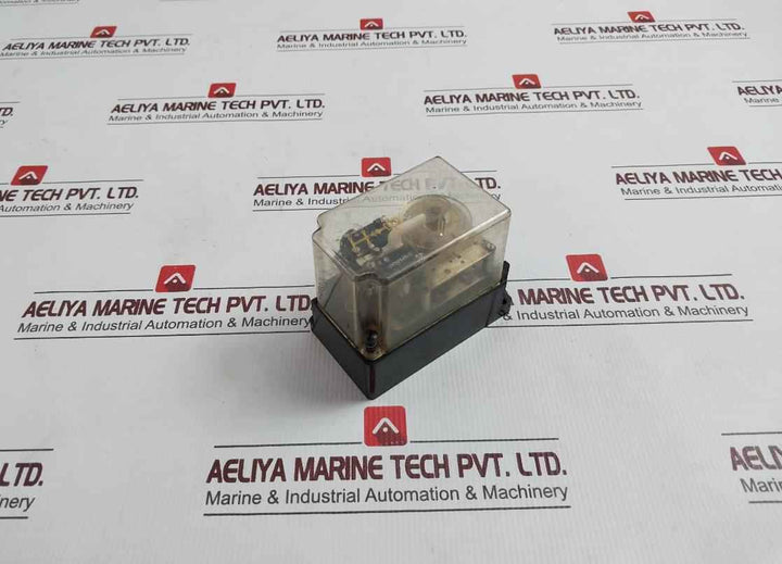 E. Dold & Sohne Zr 712T 2U Time Relay 4A 220V