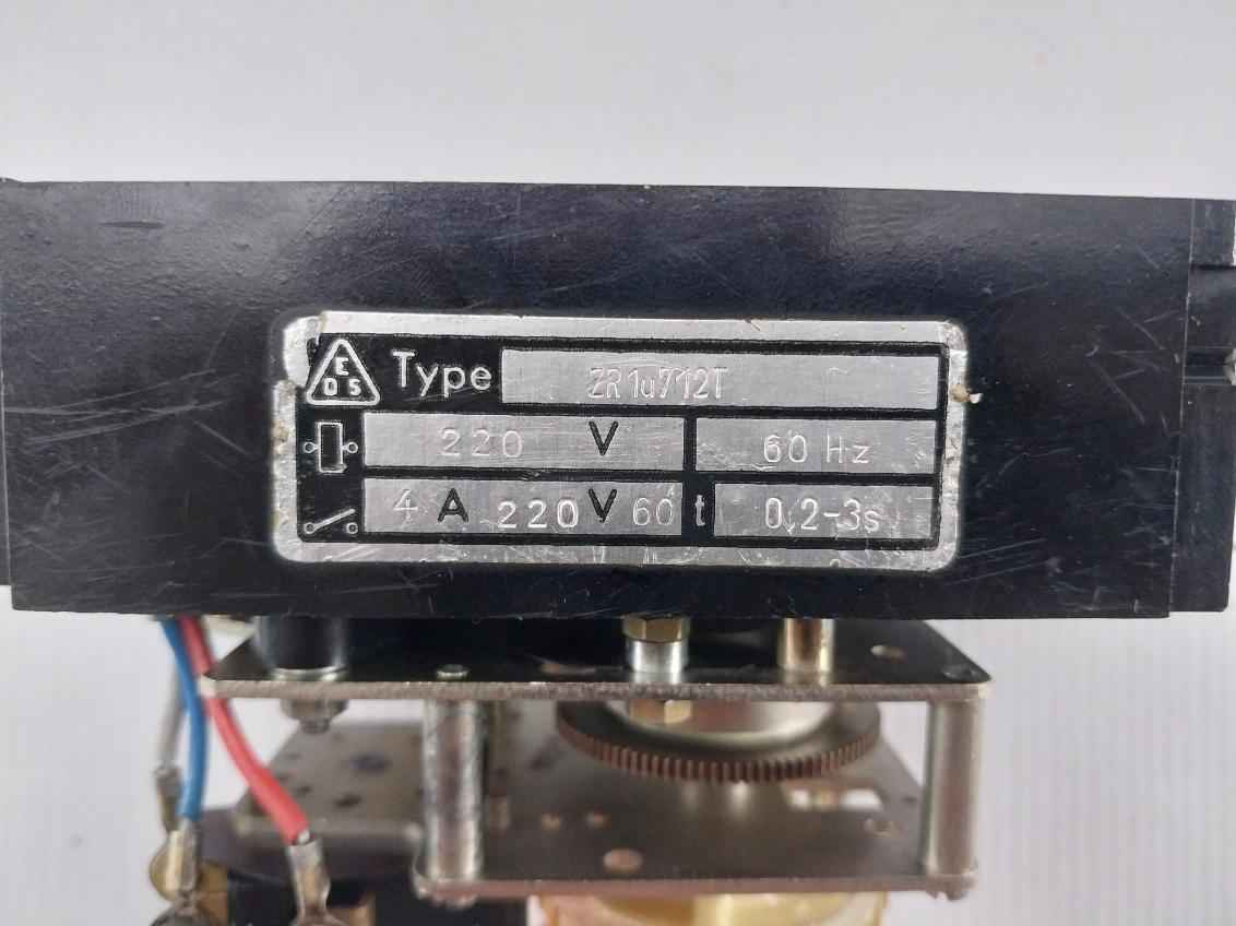 E.dold And Sohne Zr1u712t Timing Relay 220v, 60hz 0.2-3s (Not Working)