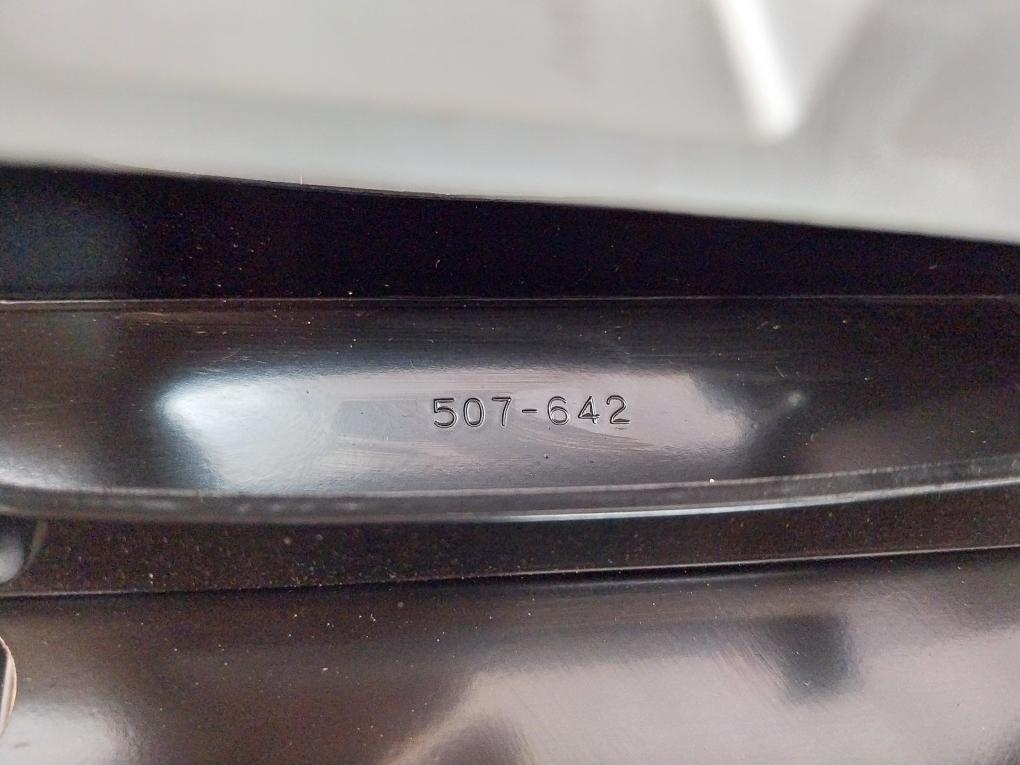 E223 Lcd Color Monitor Hp 100-240V 50/60Hz