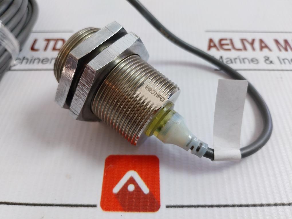 E2A-m30Ks10-wp-c3 Inductive Proximity Sensor With Cable Omron 20-meter