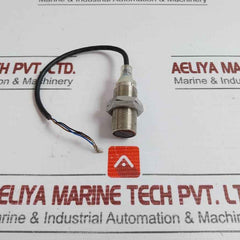 E2B-m18Ks08-wp-b1 Proximity Sensor Omron 10 To 30Vdc