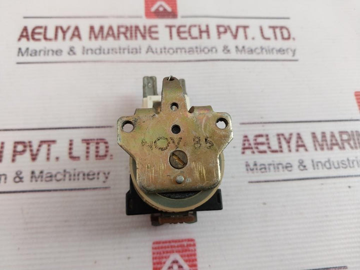 E 3211 NOV 85 Valve 220V 50~