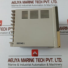 E5Ax-a Multi-range Omron 100-240Vac Digital Temperature Controller