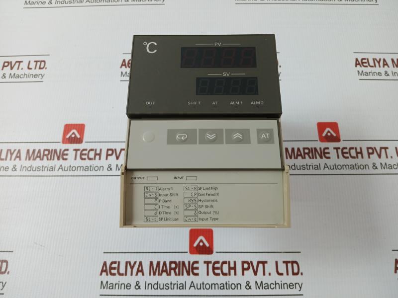 E5Ax-a Multi-range Omron 100-240Vac Digital Temperature Controller