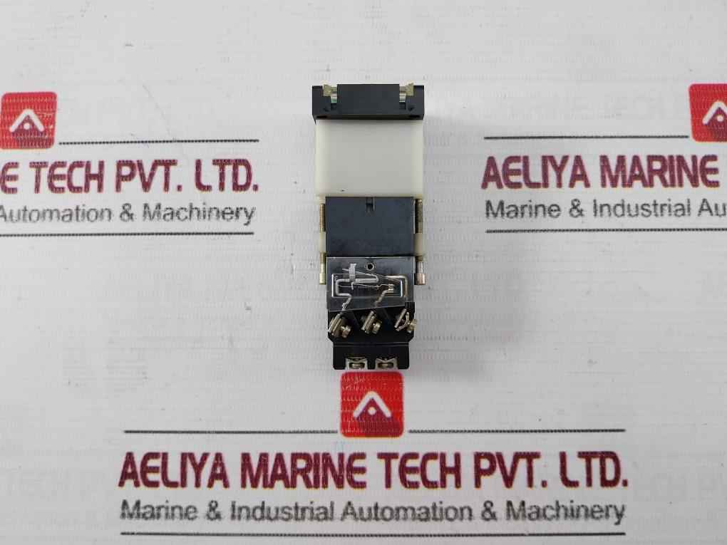 Eao 02-122.011 Push-button Switch 250V Ac 10A