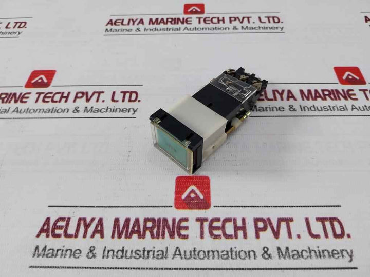 Eao 02-122.011 Push-button Switch 250V Ac 10A