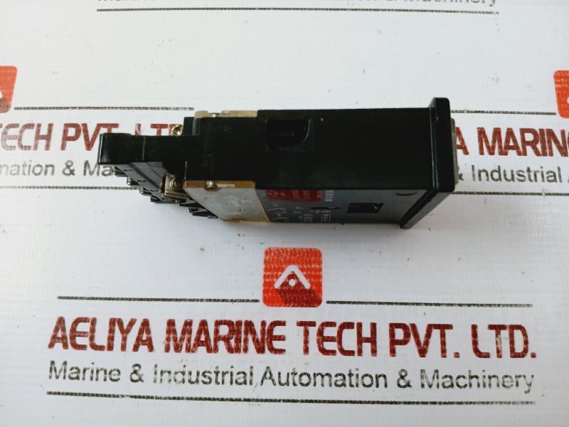 Eao 03-421.011 Pushbutton Switch 300V Ac 03-624.011 250V Ac 10A