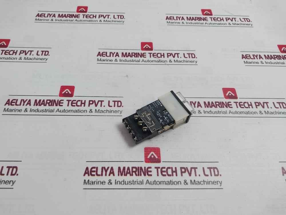 Eao 03-631.011 Modular Switch Actuator 250V Ac 10A