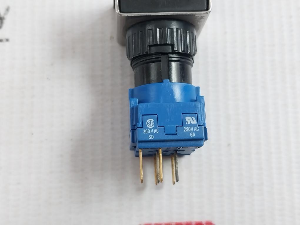Eao 250V Ac 6A Push Button 61-1170.0