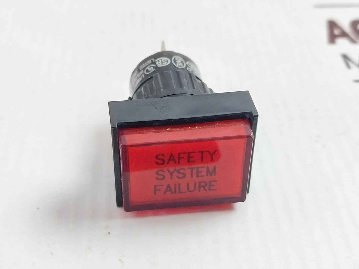 Eao 31-040.002 Red Led Indicator Actuator 60V/1,2W