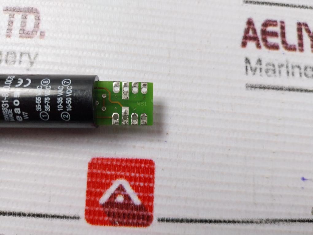 Eao 31-810.005 Pushbutton Switch