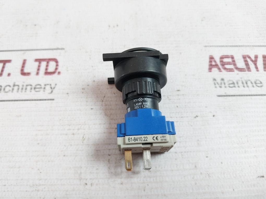 Eao 61-1100.0 Switch Actuator 250Vac/5A 300Vac 320V 48V/1,2W 2A 250V 0,15A 125V