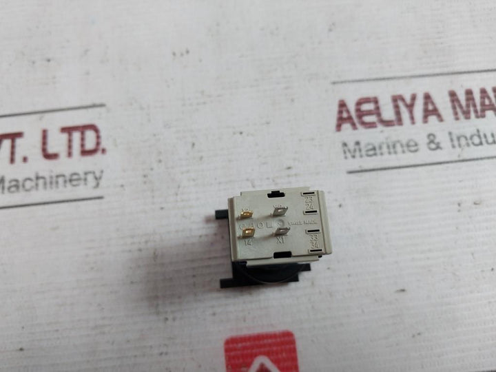Eao 61-1100.0 Switch Actuator 250Vac/5A 300Vac 320V 48V/1,2W 2A 250V 0,15A 125V