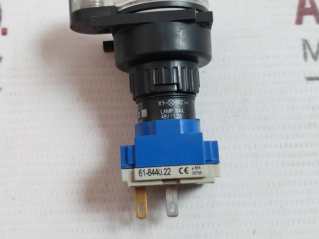 Eao 61-1200.0 Red Latching Push Button Head Actuator Assembly 25T55