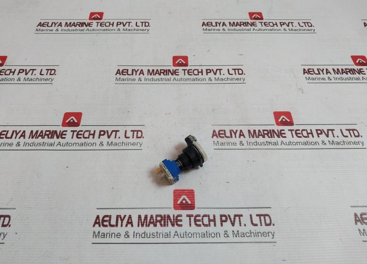 Eao 61-1200.0 Red Latching Push Button Head Actuator Assembly 25T55