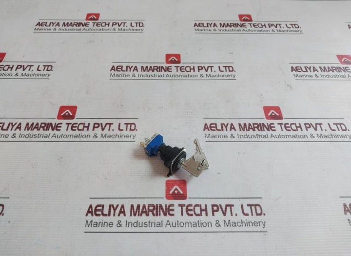Eao 61-220 1.0/D Configurable Keylock Switch 61-8410.22 320V 5A En/Iec 60947-5-1