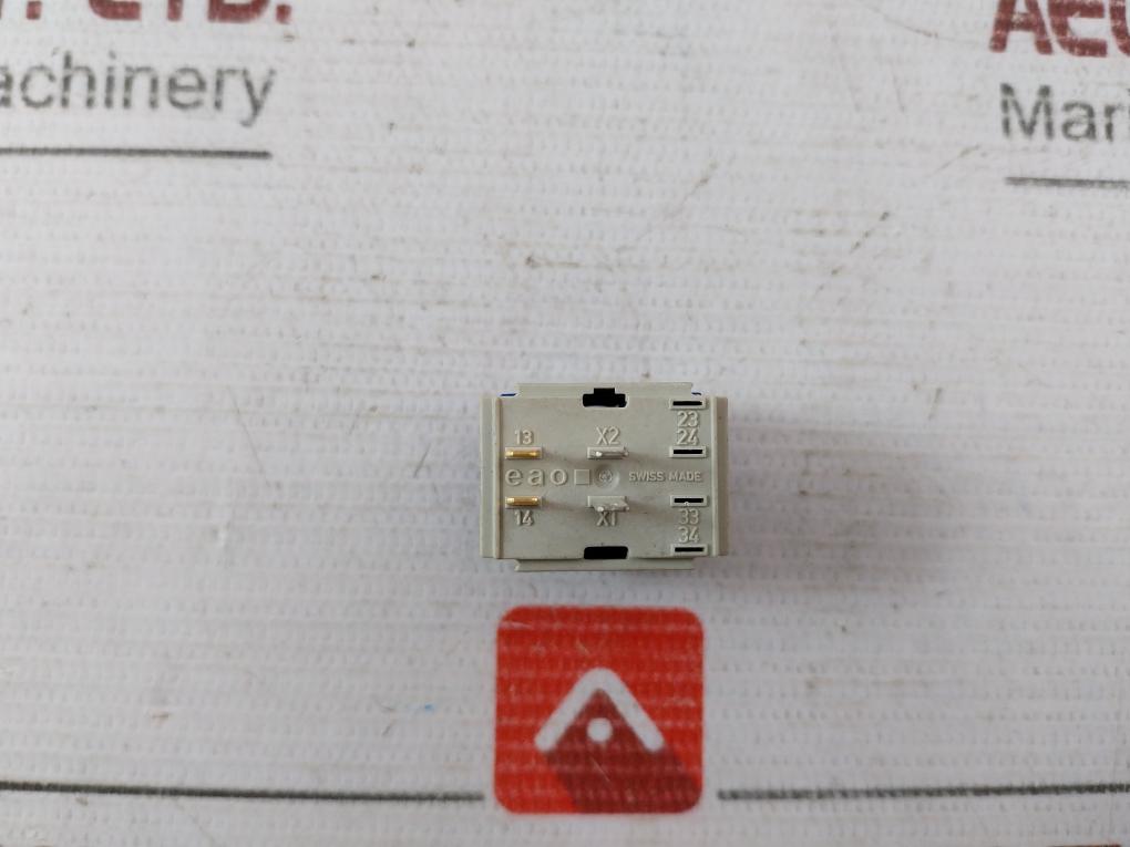 Lot of 3X EAO 61-8410.22 Switching Element Contact Block 250 VAC/5A 300V AC