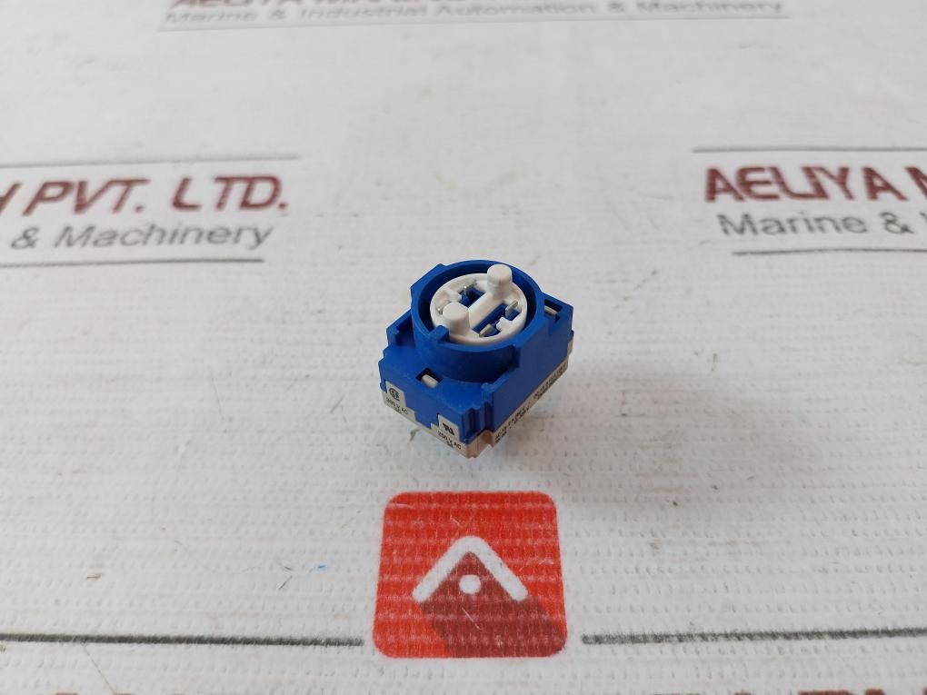 Lot Of 3X Eao 61-8410.22 Switching Element Contact Block 250 Vac/5A 300V Ac