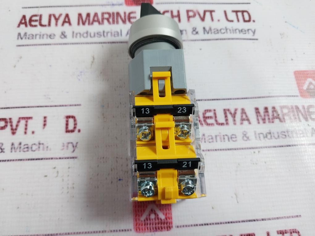Eao 704.900.5 Heavy Duty Switch, 6A 230V, 600V Ac