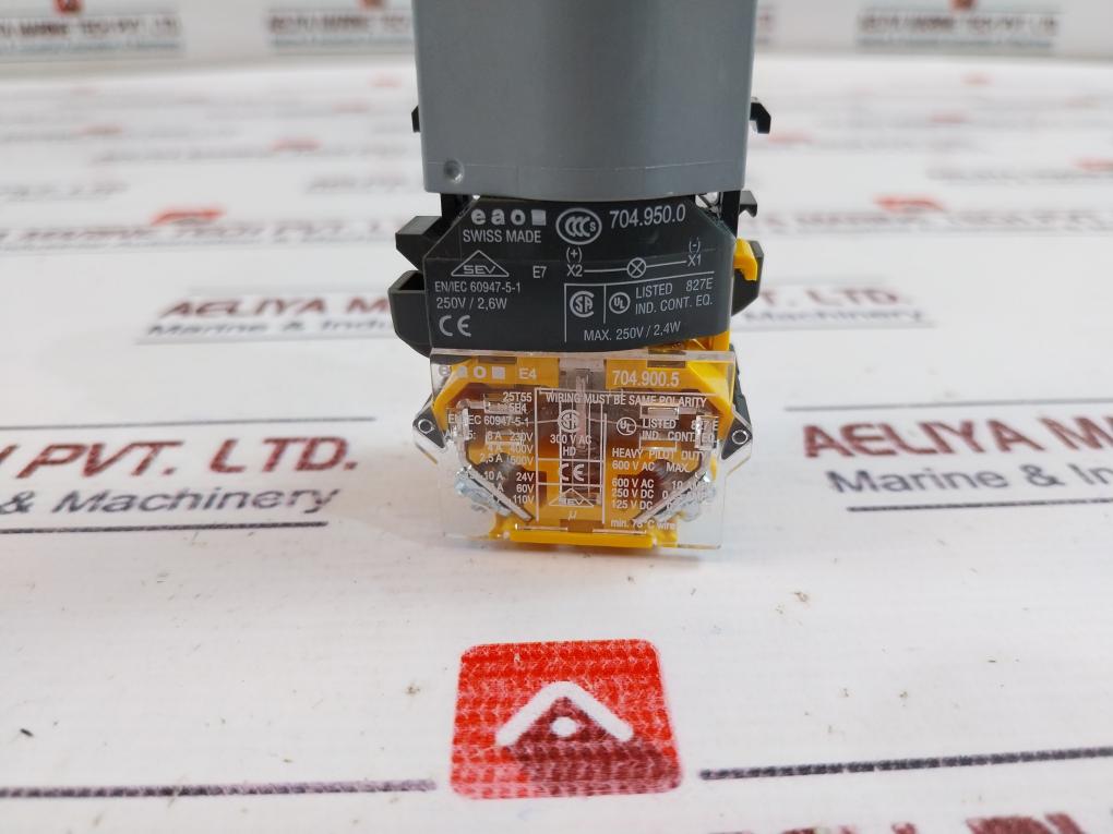 Eao 704.900.5 Switching Element W/ Lamp Block & Flange 704.900.5/704.950.5 250V
