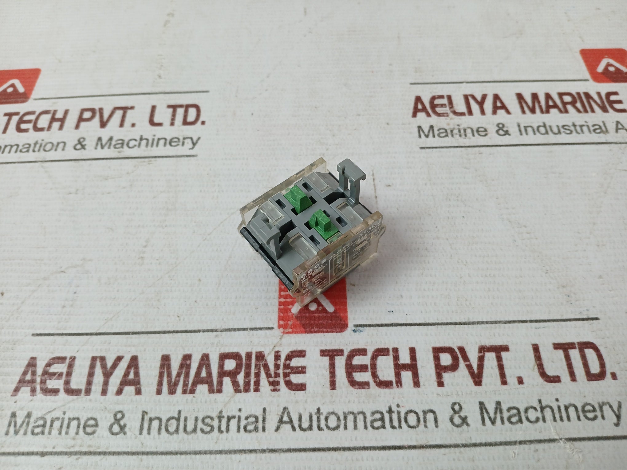 Lot Of 3X Eao 704.910.3 Switching Element 10A 500V 220V-7A 600V Ac Amp