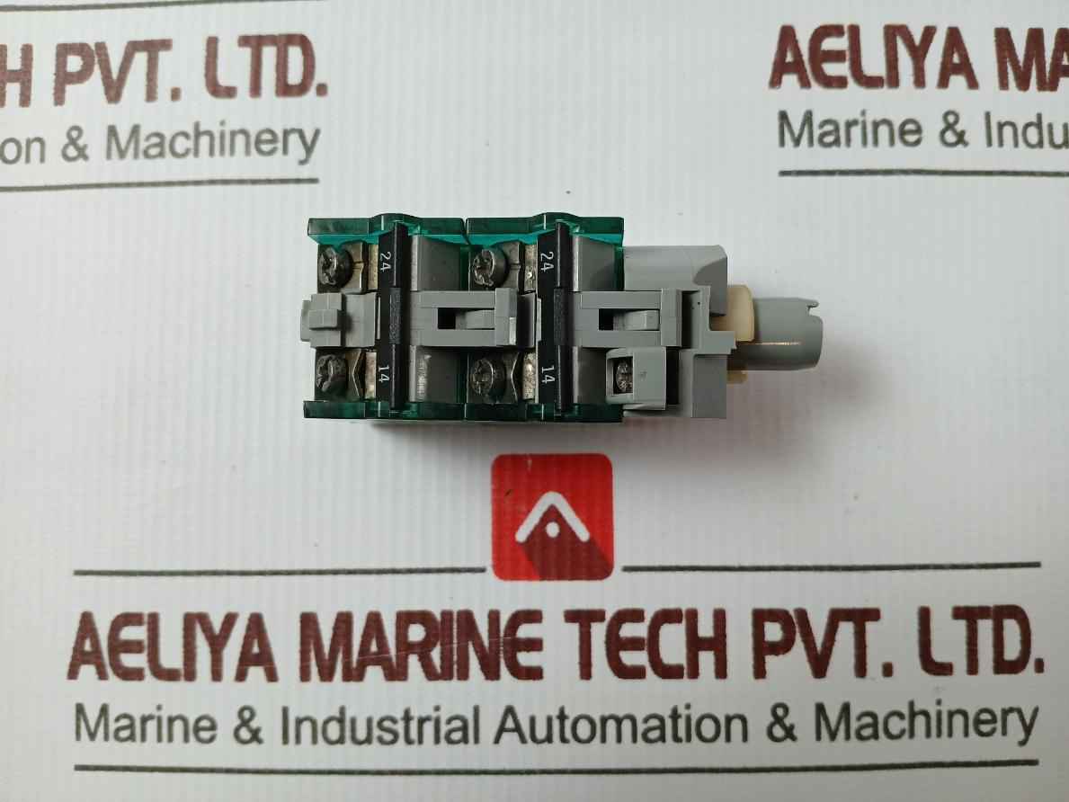 Eao 704.950.0 Lamp Block 600V,2.4 W,10A