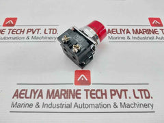 Eaton 10250T181N Pushbutton With Cylinder Lock Operator 120Vac