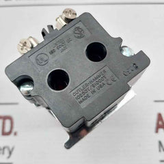 Eaton 10250T181N Pushbutton With Cylinder Lock Operator 120Vac