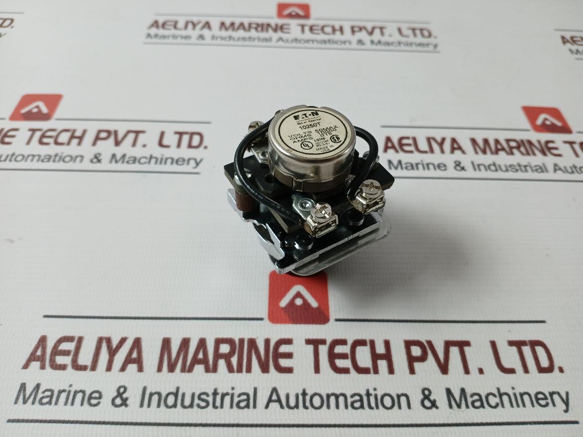 Eaton 10250T Potentiometer 10,000 Ohms 50V