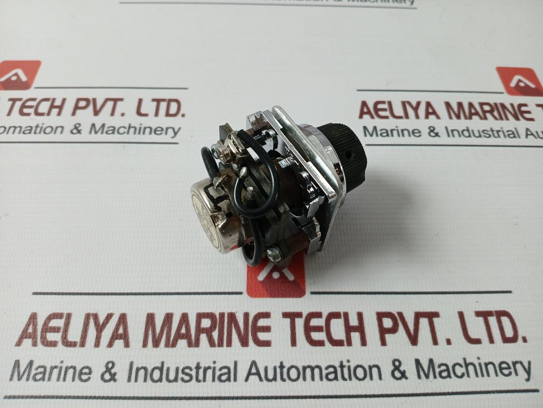 Eaton 10250T Potentiometer 10,000 Ohms 50V