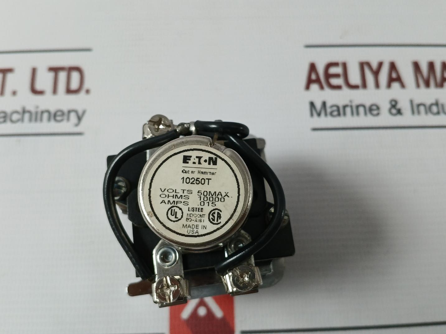 Eaton 10250T Potentiometer 10,000 Ohms 50V