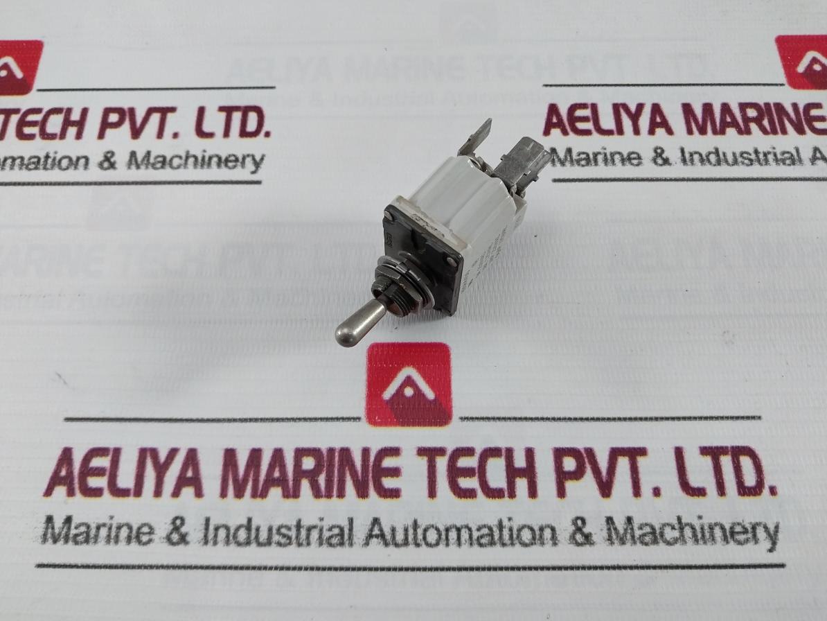 Eaton 81640 Push Button Switch 9A 250Vac