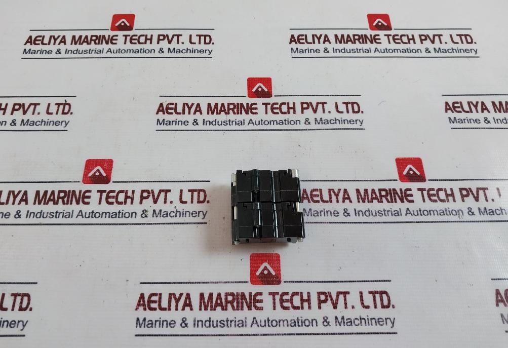 Lot of 2X Eaton Cutler Hammer E30KLA3 Contact Block Series A4 T0819