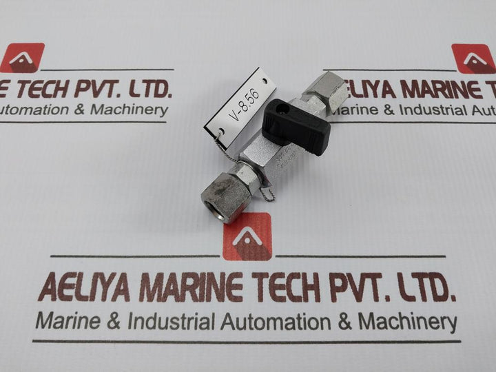 Eaton Cw617N Stainless Steel Straight Needle Valve