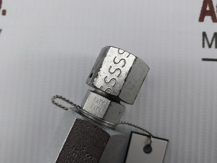Eaton Cw617N Stainless Steel Straight Needle Valve