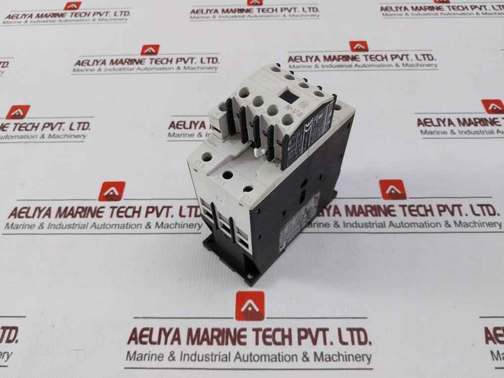 Eaton Dil M40 Moeller 3-pole Power Contactor With Auxiliary Contact Block 8000V