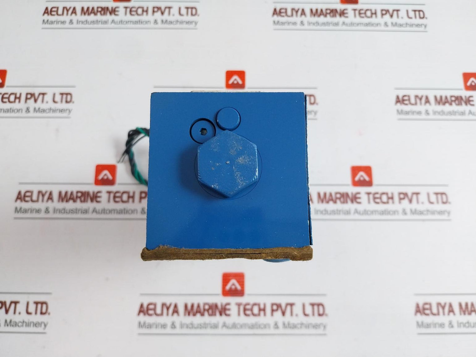 Eaton Directional Control Valve  Dg4V4-012A-m-x2-er4-10, 120Vac/60Hz