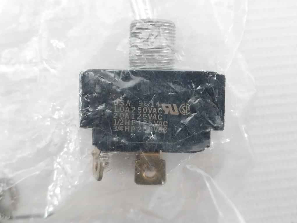 Eaton E10E220As 2 Pole Single Throw Switch