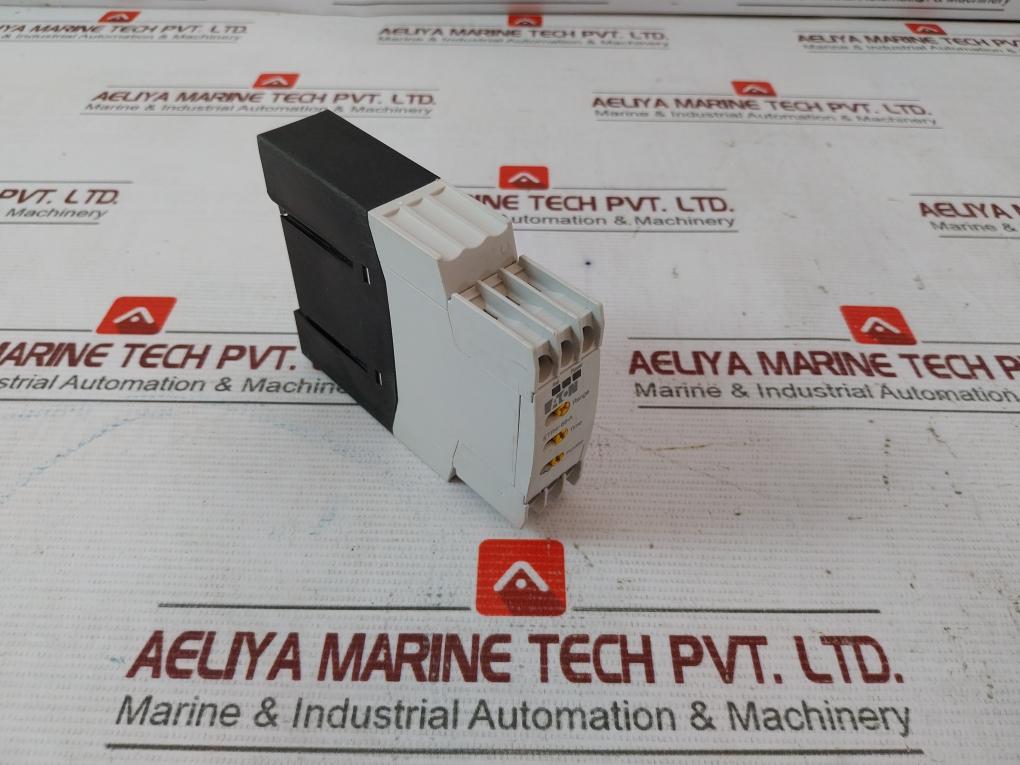 Eaton Etr4-69-a Pulse Initiating Timing Relay 240V 50-60Hz 0.05S-100H