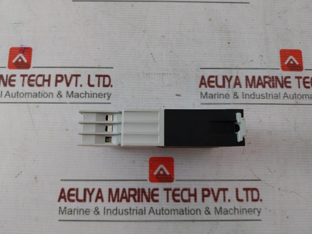 Eaton Etr4-69-a Pulse Initiating Timing Relay 240V 50-60Hz 0.05S-100H