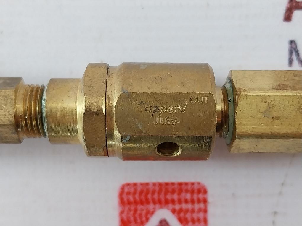 Eaton 20417 Exhaust Valve BD342476 36420201-01-BOP