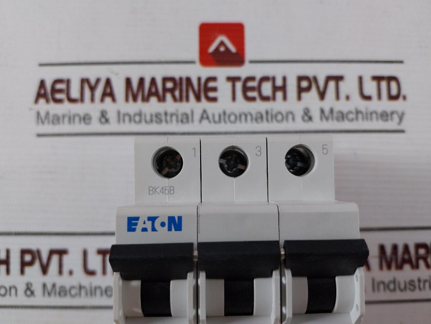 Eaton Faz-c32/3 Miniature Circuit Breaker 415V 440V (50Hz) 32A 7,5Ka 480Y/277Vac