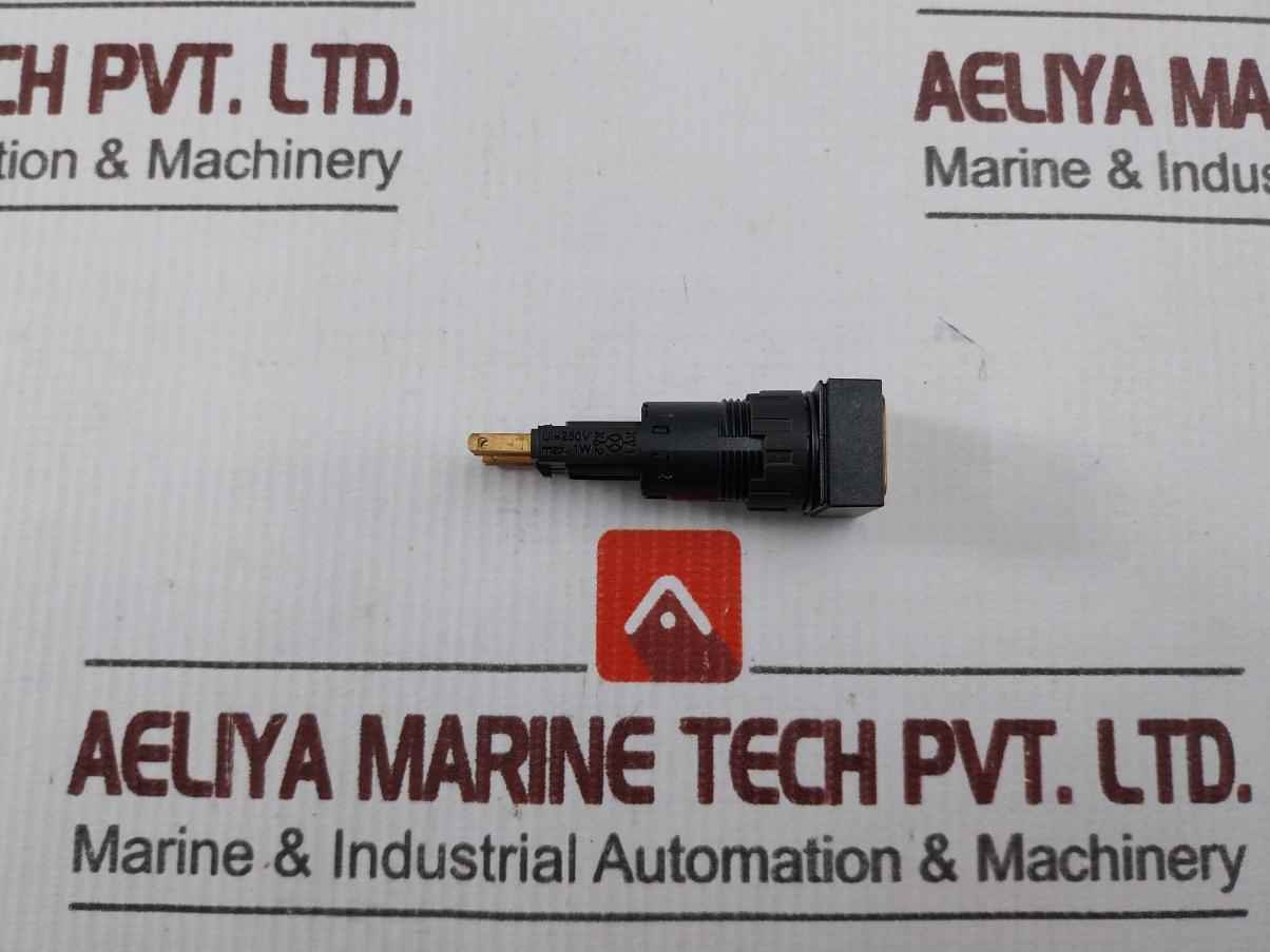 Eaton Iec 60947 Illuminated Pushbutton Actuator Pilot Lamp Yellow