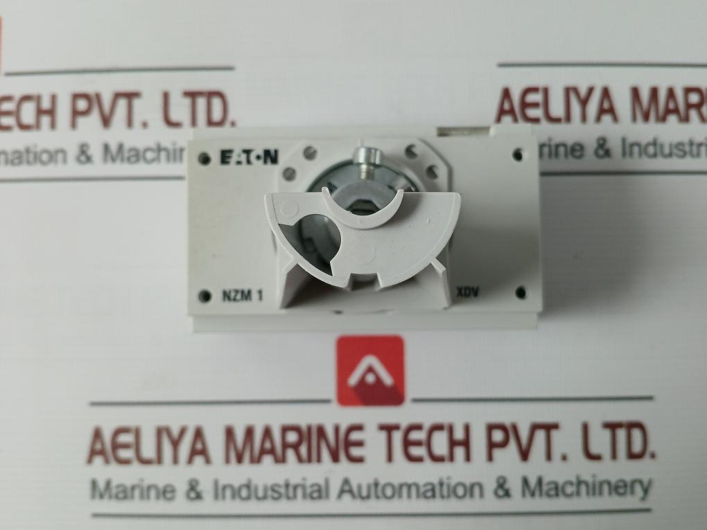 Eaton Nzm1-xtvdv Door Coupling Rotary Handle Ip66 Y7-260172 11W21