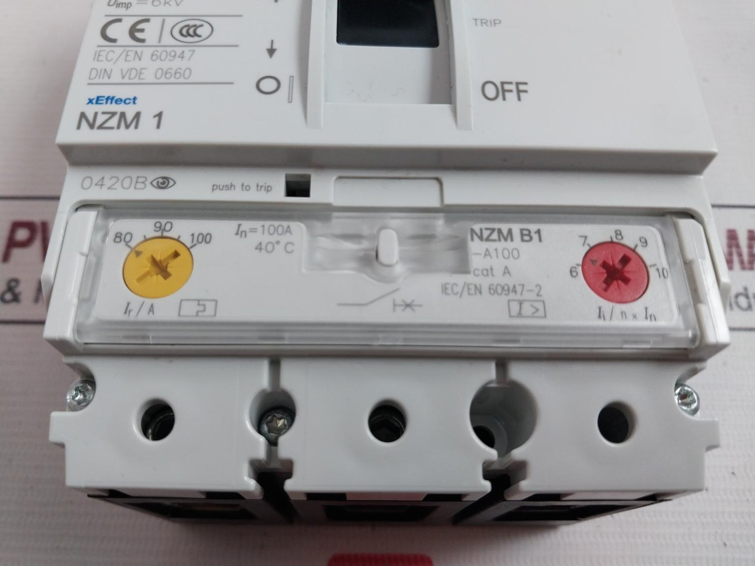 Eaton Nzmb1-a100 Moeller Series Molded Case Circuit Breaker 50/60Hz