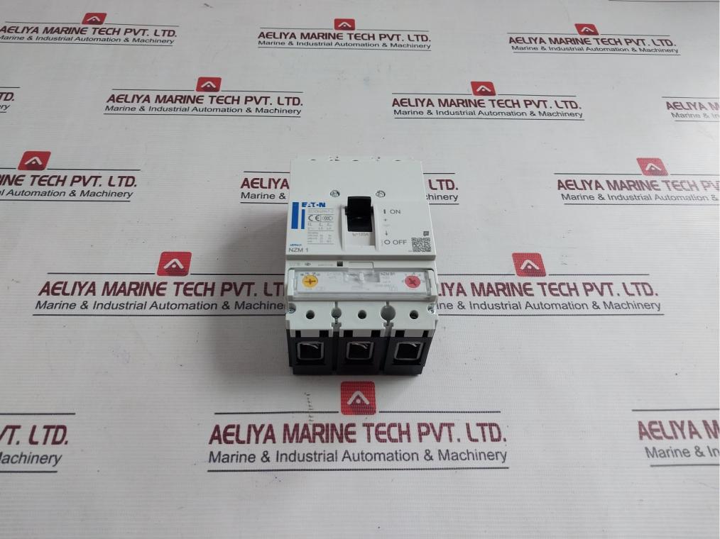 Eaton Nzmb1-a125 Molded Case Circuit Breaker 50/60Hz 50°C 1221B Il01203004Z